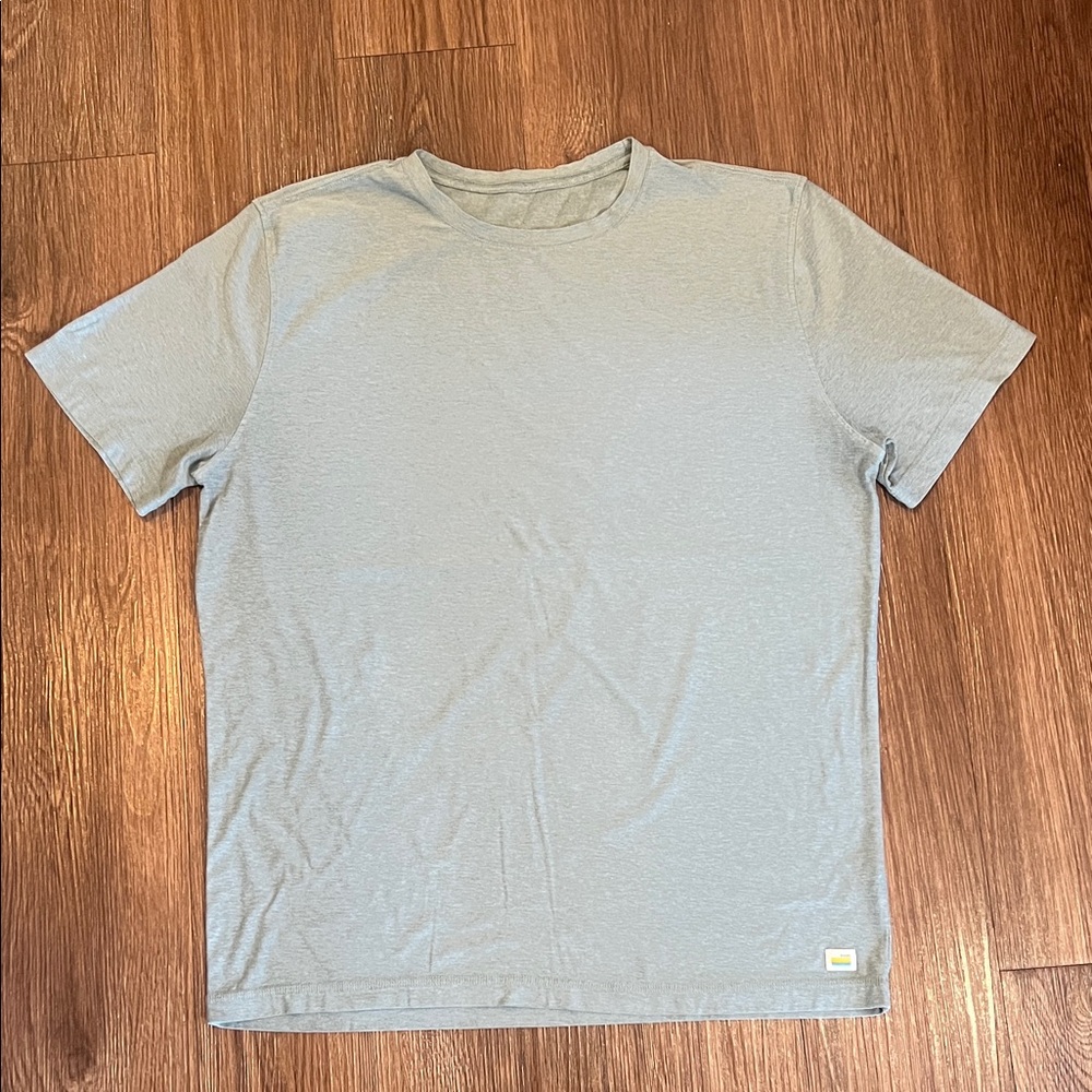 Vuori Men's Crew T-Shirt in Pale Blue